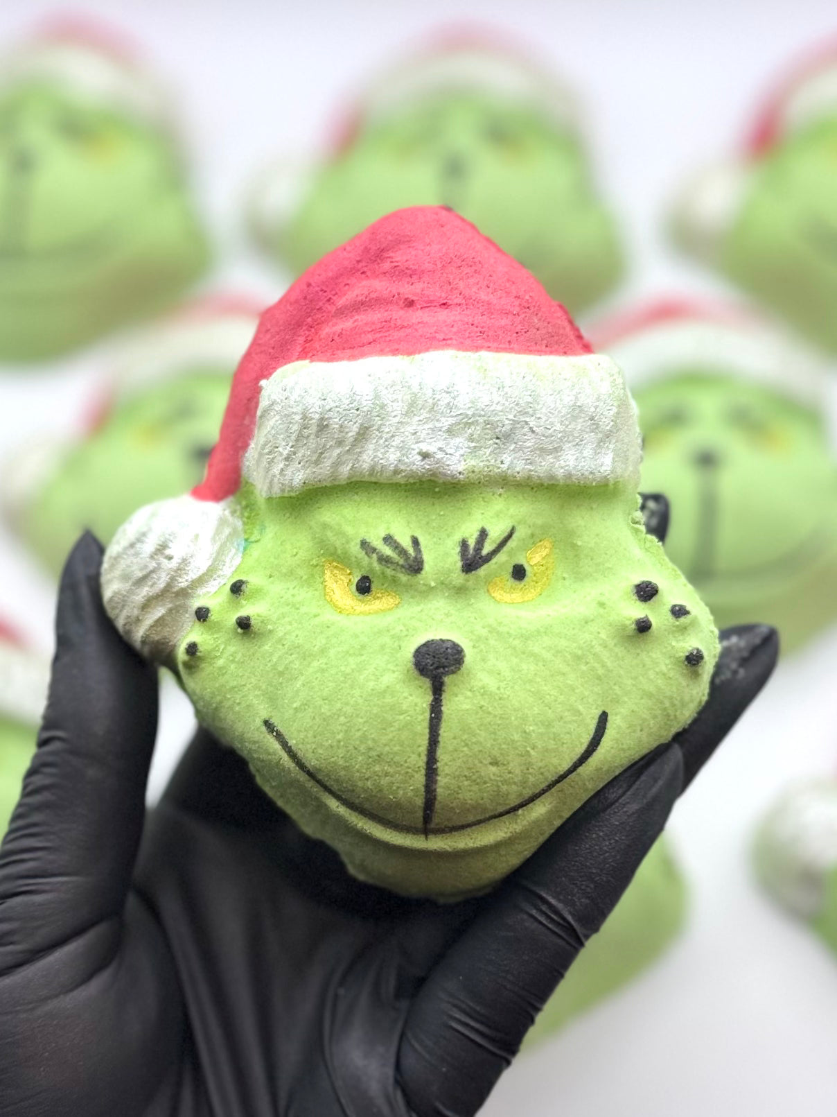 Grinch bath bomb